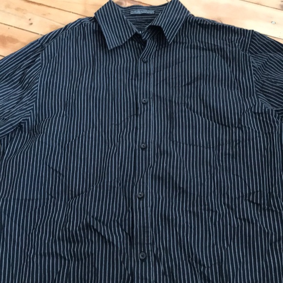 BOGO Men’s button down - Picture 3 of 3